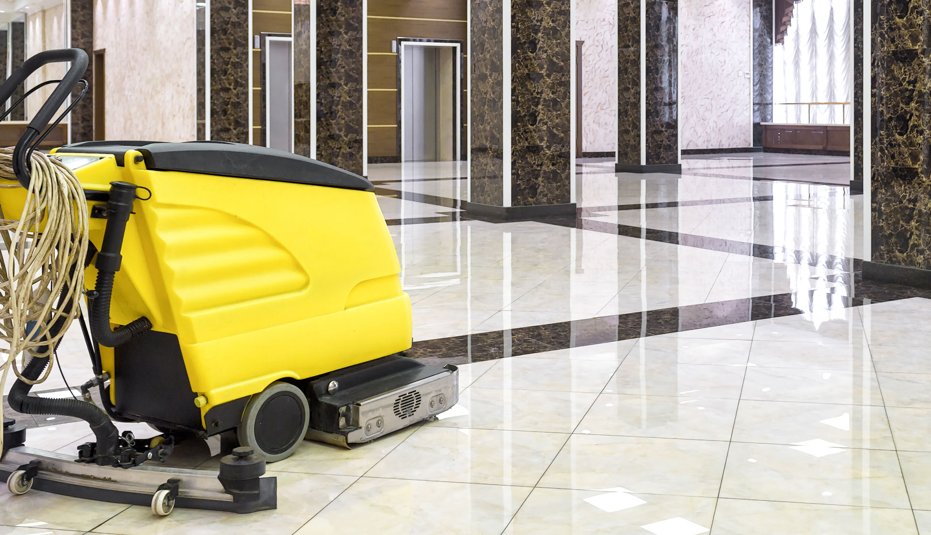 Commercial & Industrial Floor Scrubbers